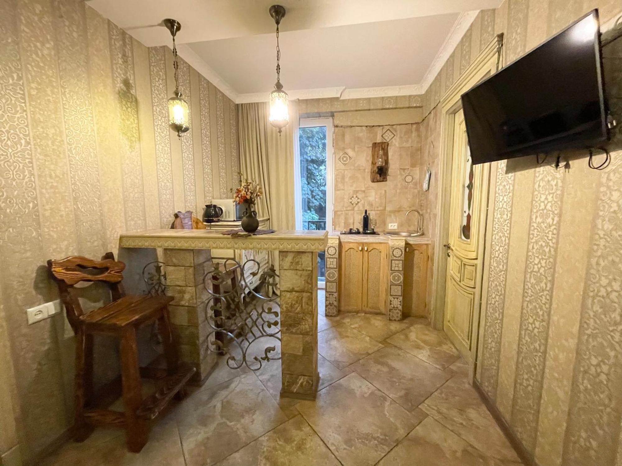 Central Apartment Tbiliszi Kültér fotó